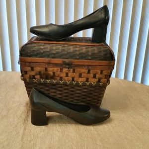 Lust for Life Black Leather Pumps